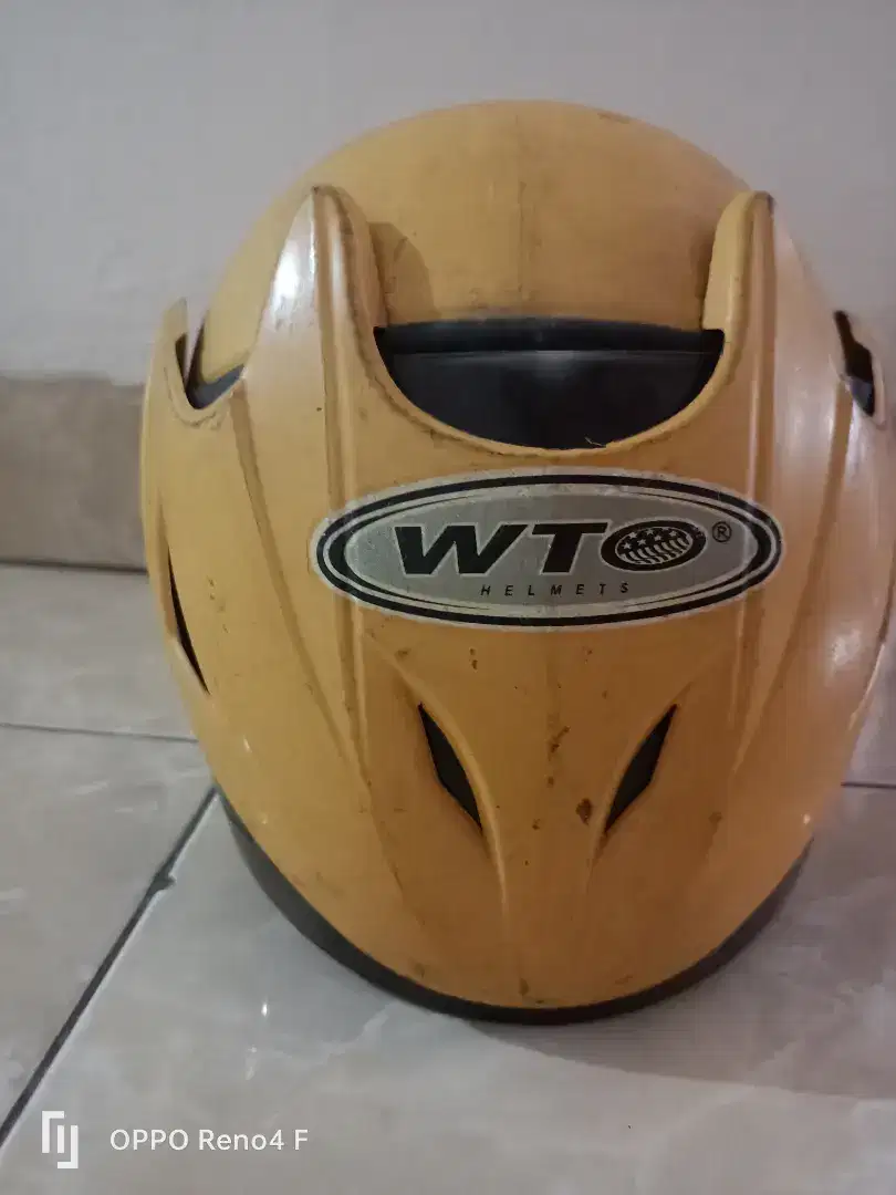 Helm Anak warna kuning