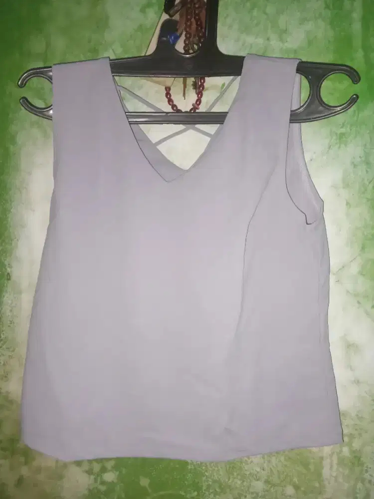 Grey Top Inner Wanita