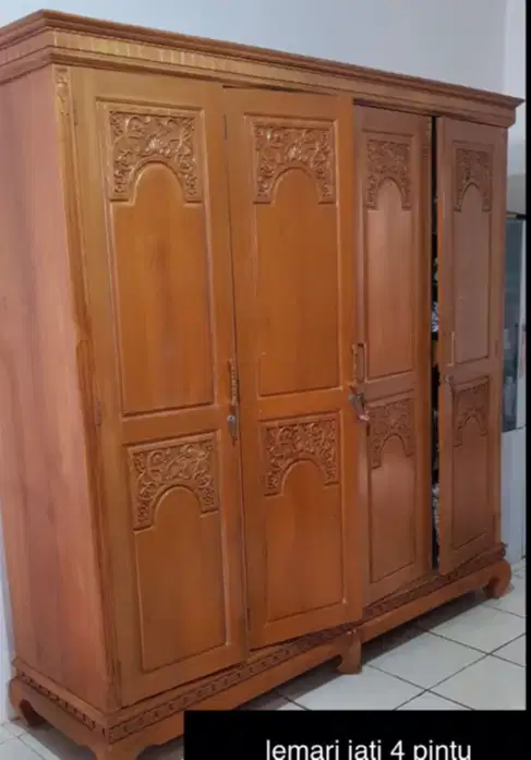 LEMARI PAKAIAN 4 PINTU - FULL JATI