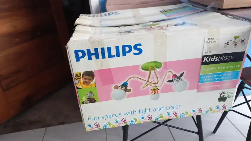 lampu kamar anak Philips Ceiling light 40593