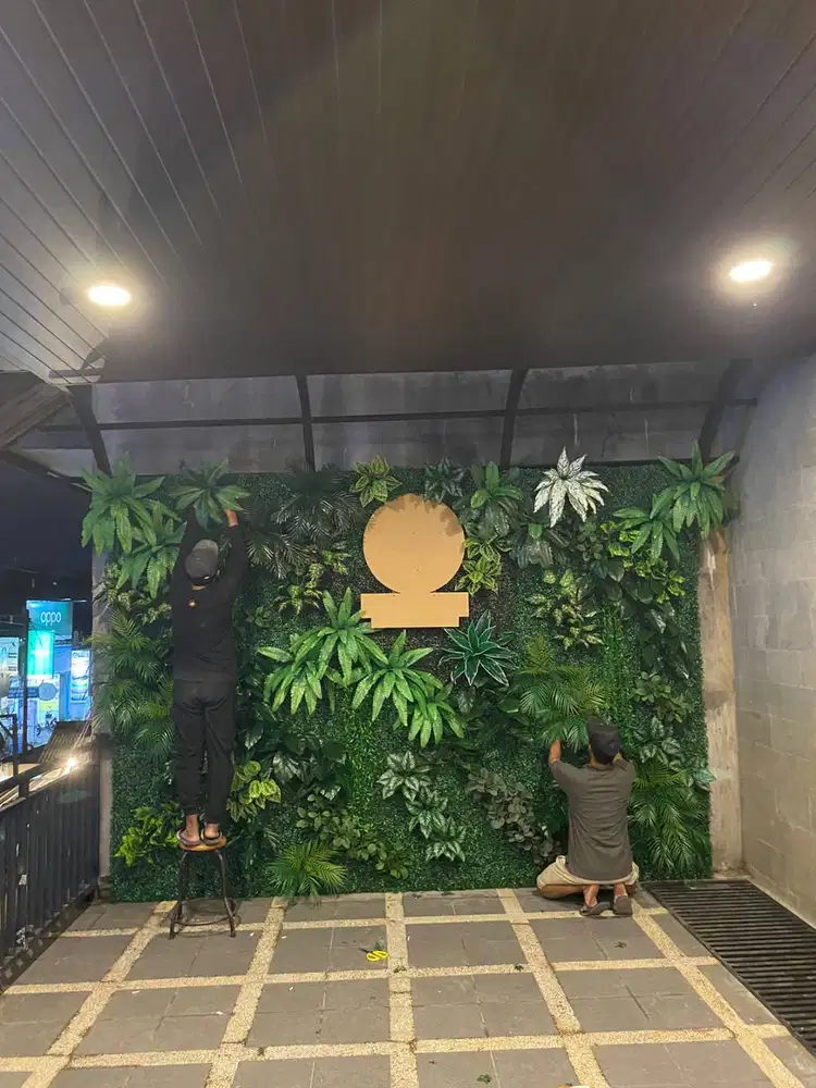 Taman vertikal sintetis malang