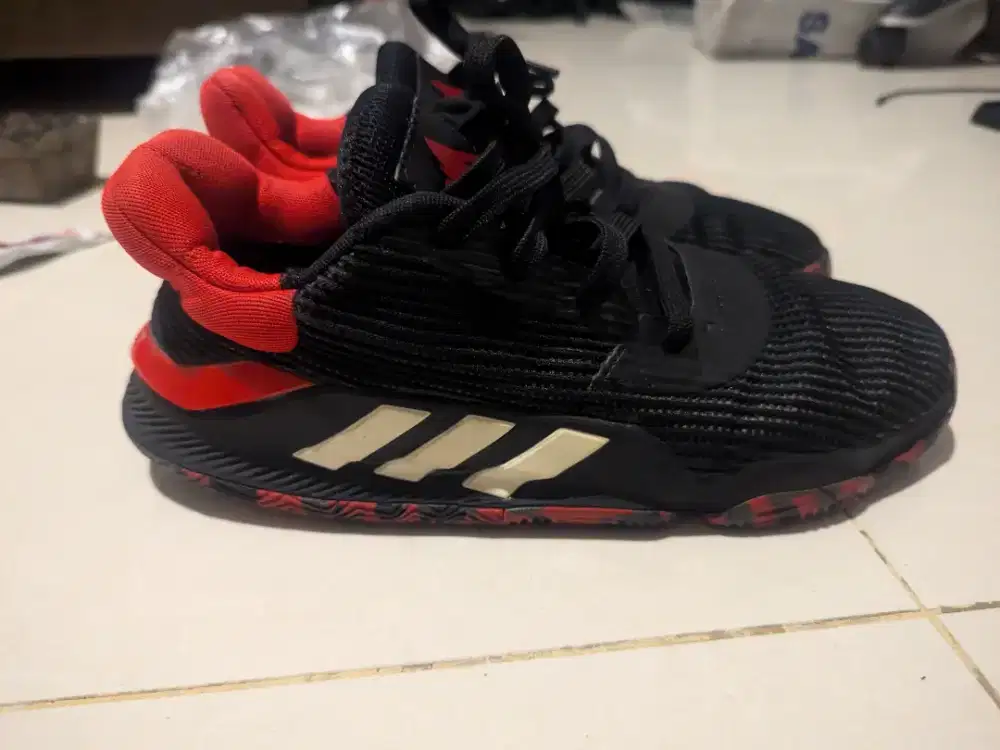 ADIDAS BOUNCE LIMITED EDITION