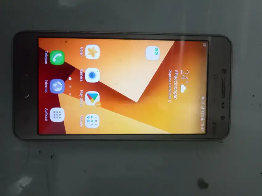 Samsung j2 prime 4g  ram 1/8