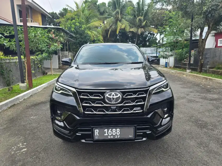 Fortuner VRZ 2.8 GR 2022 / Km 10.rb