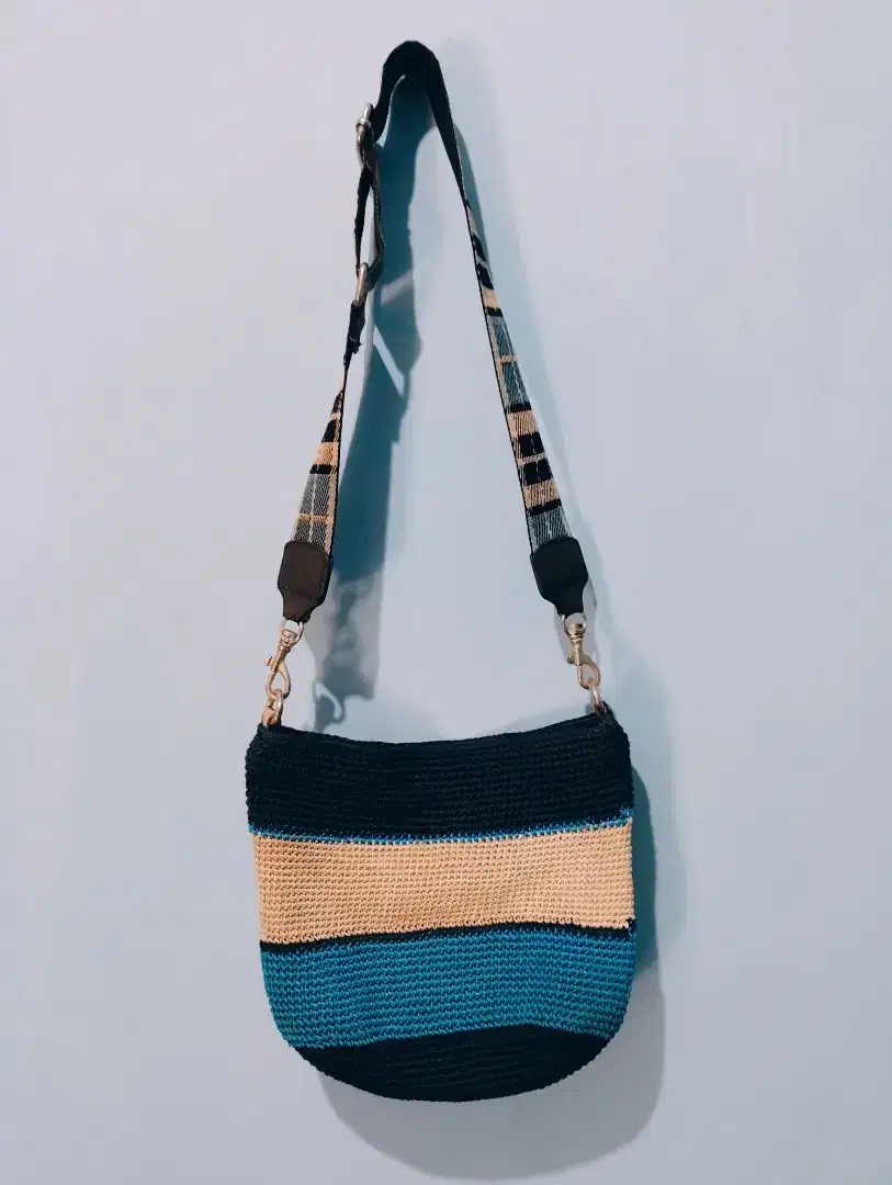Tas Rajut Slempang