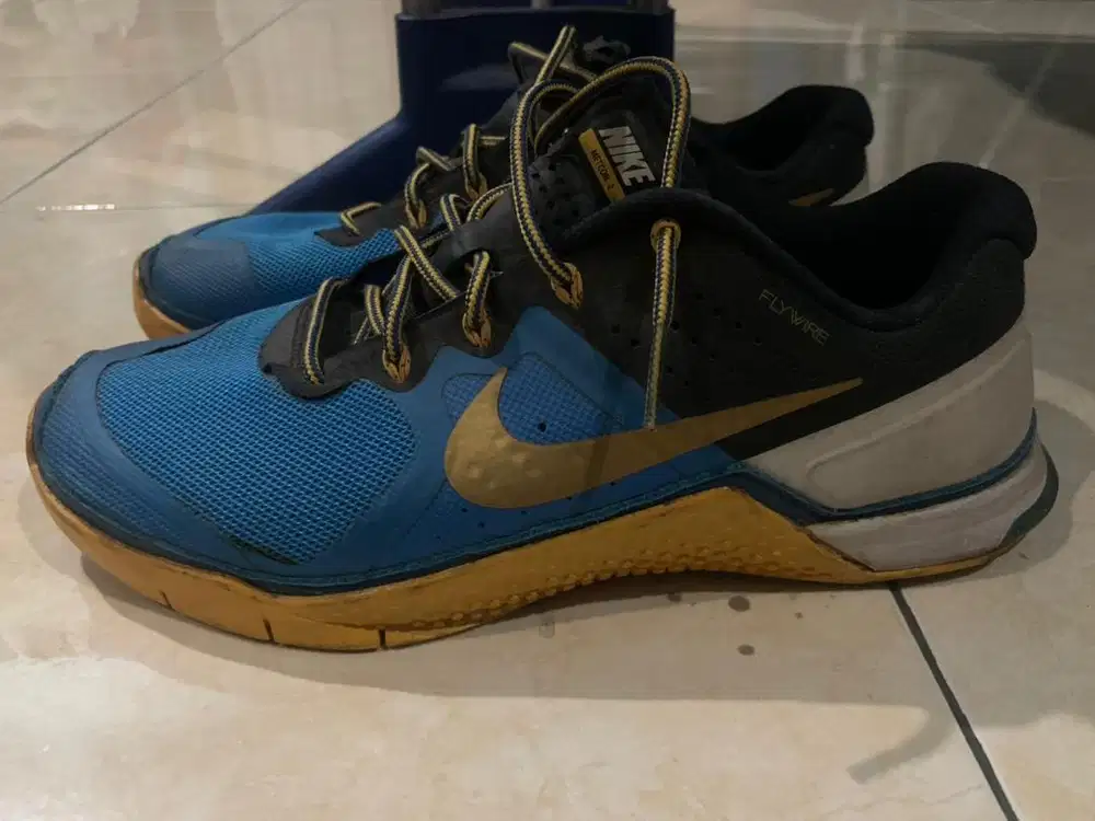 Jual borongan sepatu original Nike,Adidas,Puma,Champion,Reebok