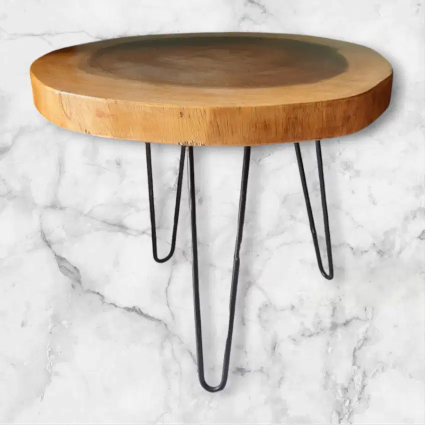 Meja Kayu Solud Oval