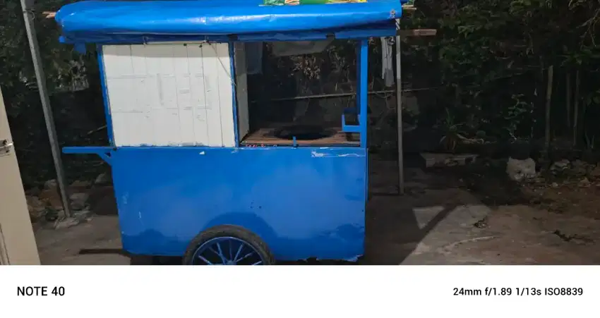 Gerobak mie aaym