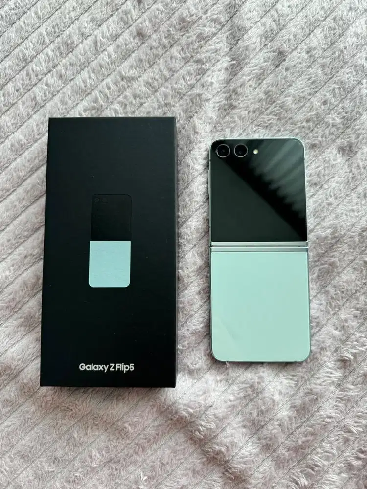 Samsung Galaxy Z Flip5 512GB - Green (Second, Mulus)