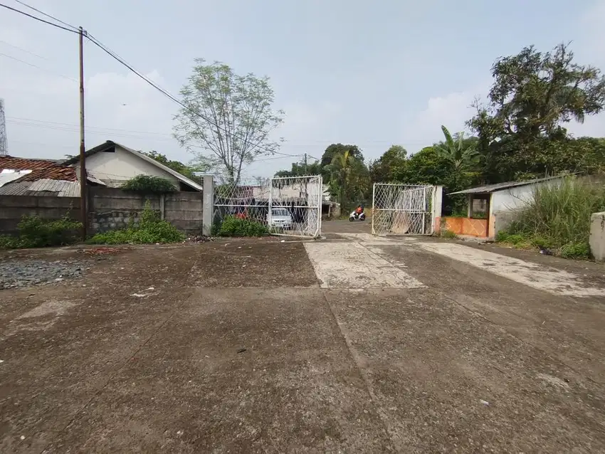 Bangunan Komersil Toko Dan Gudang Di Babakan Madang