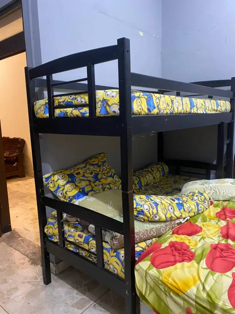 Ranjang Susun merk Olympic