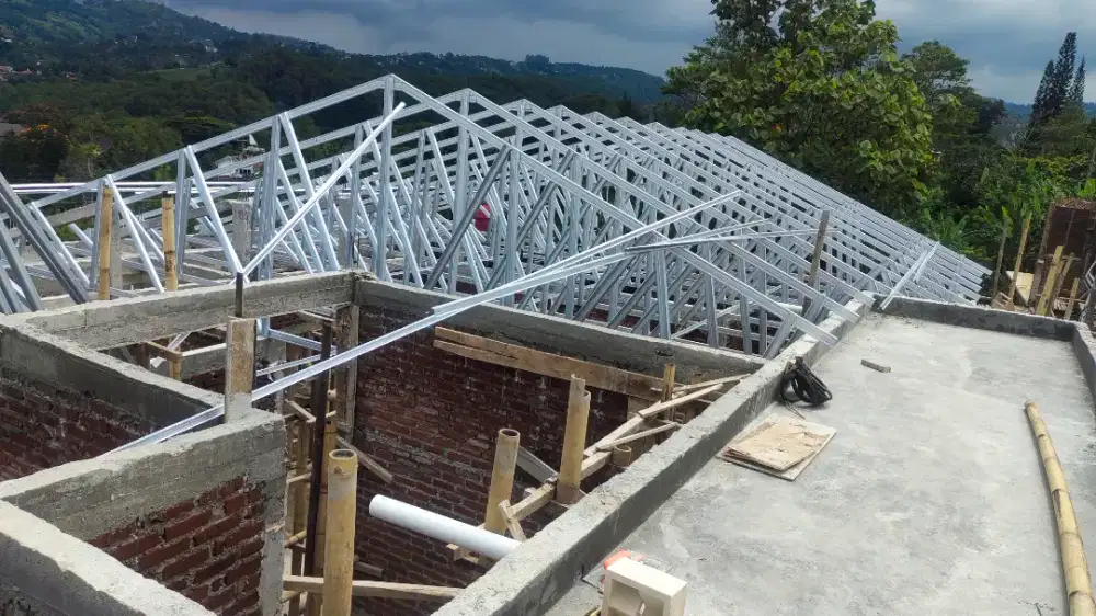 ATAP BAJA RINGAN + GENTENG METAL