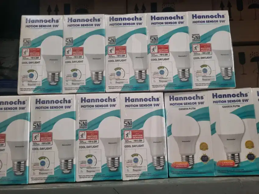 Hannochs Lampu Bohlam LED Motion Sensor/Sensor Gerak 9 W Cahaya Putih