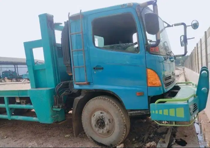 Dijual Self Loader Hino FM260TI Tahun 2012
