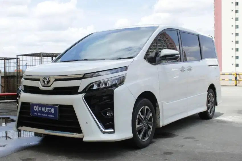 [OLXmobbi] TDP 17JT Toyota Voxy 2.0 Bensin-AT Putih 2017