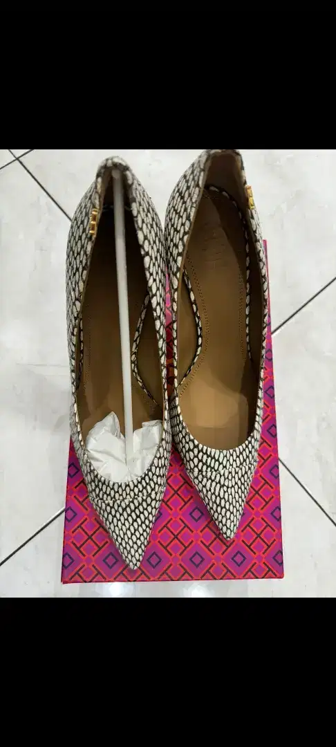 NBU Ori Sepatu Tory Burch High Heels 7cm size 39cm