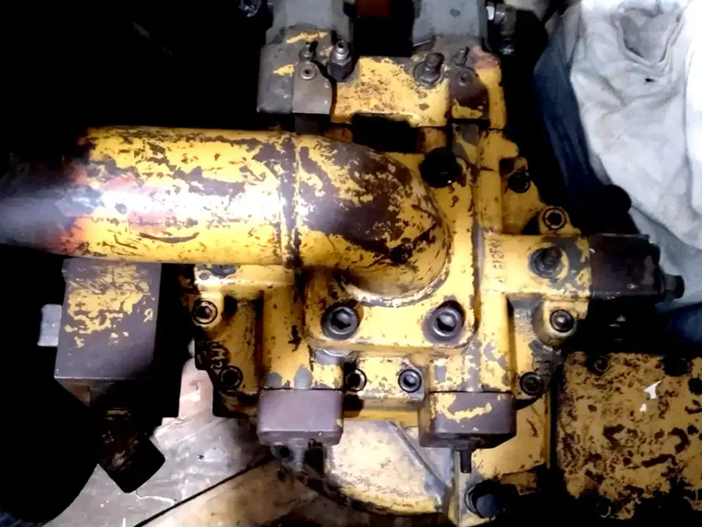 Pump Hydrolik Caterpillar