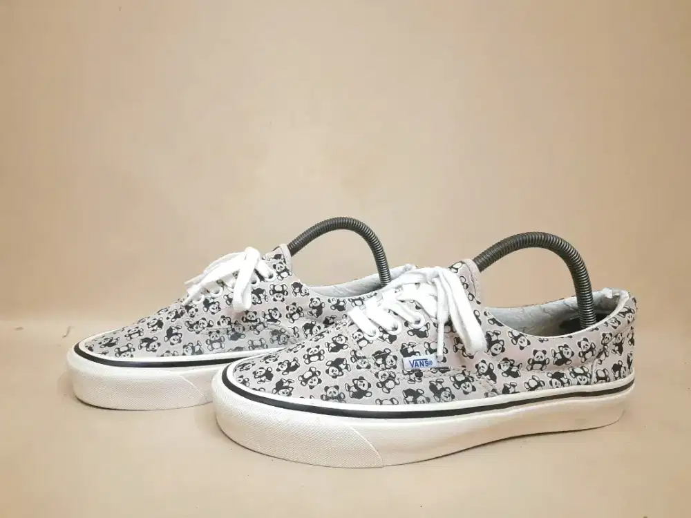 Vans Era 95 DX Anaheim Panda Pink