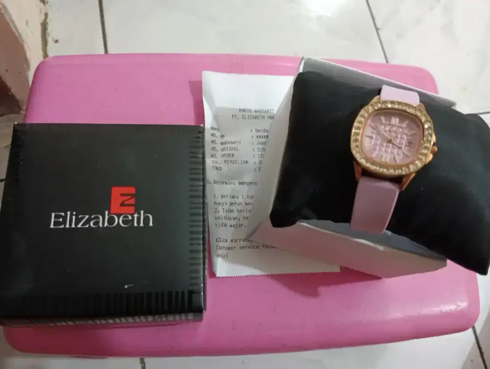 Jam Tangan Elizabeth Ungu