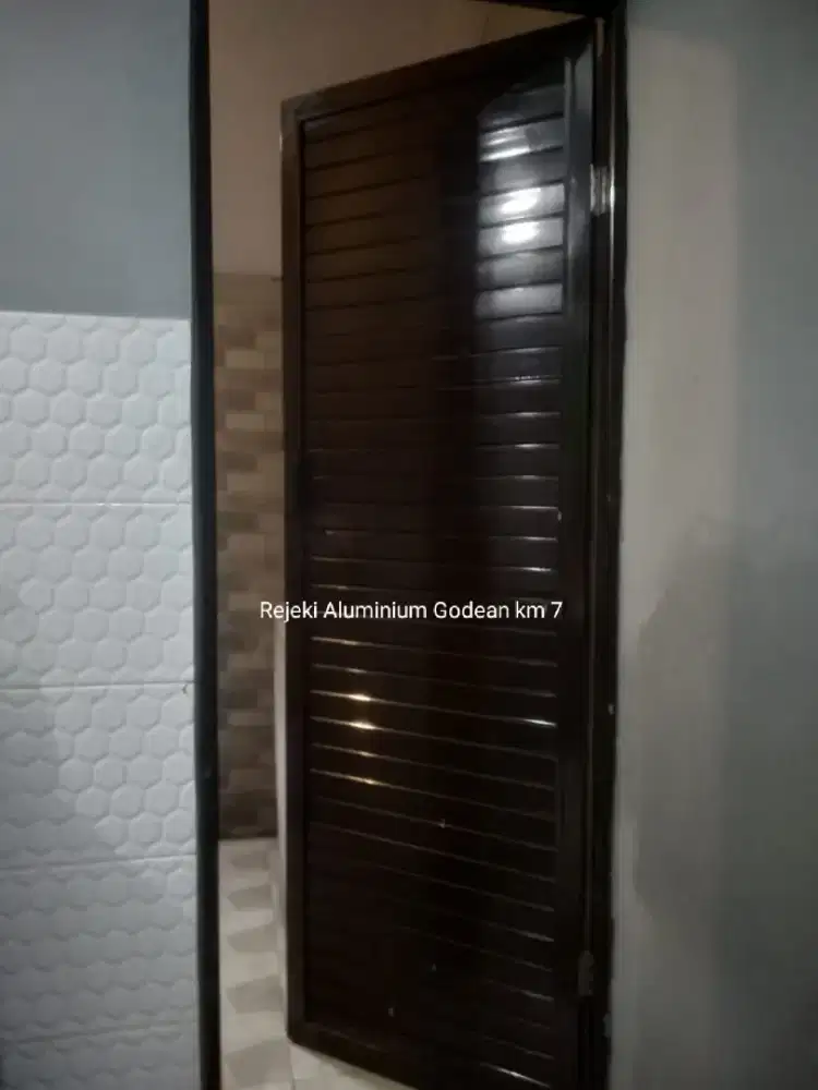 Pintu kamar mandi aluminium asli tebal