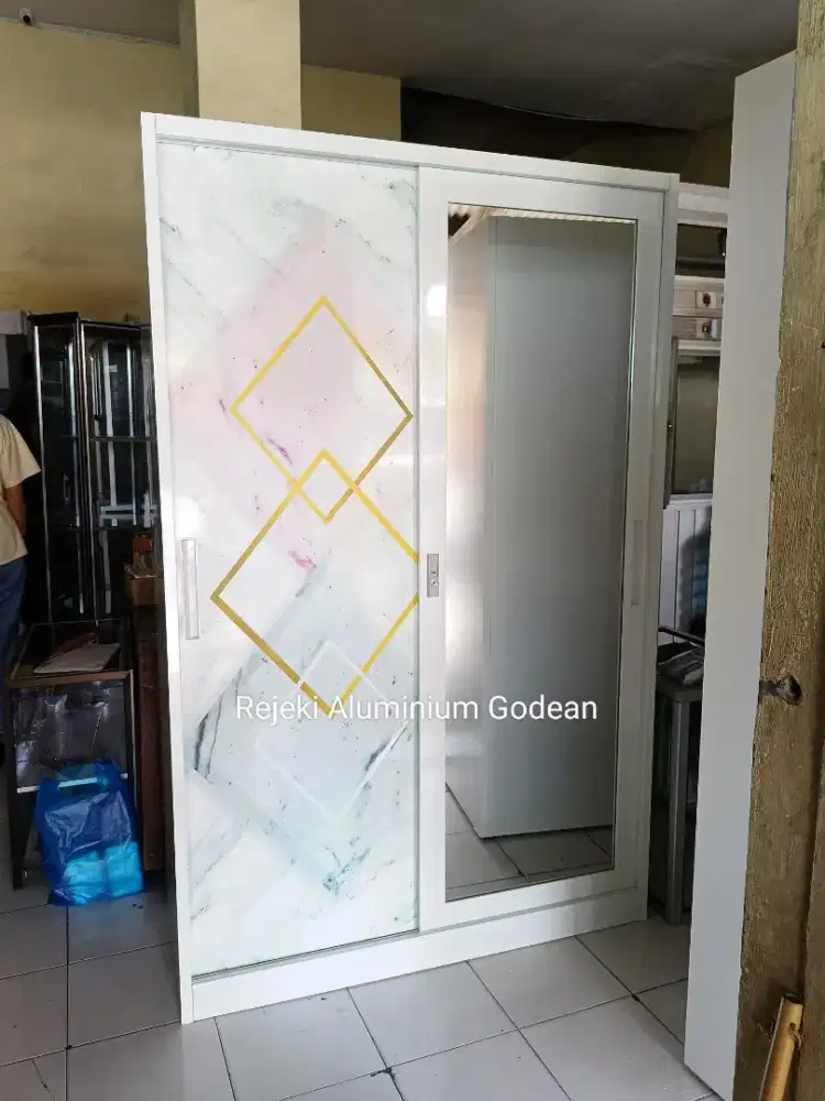 Lemari Baju Besi Pintu Sliding 120*50*185