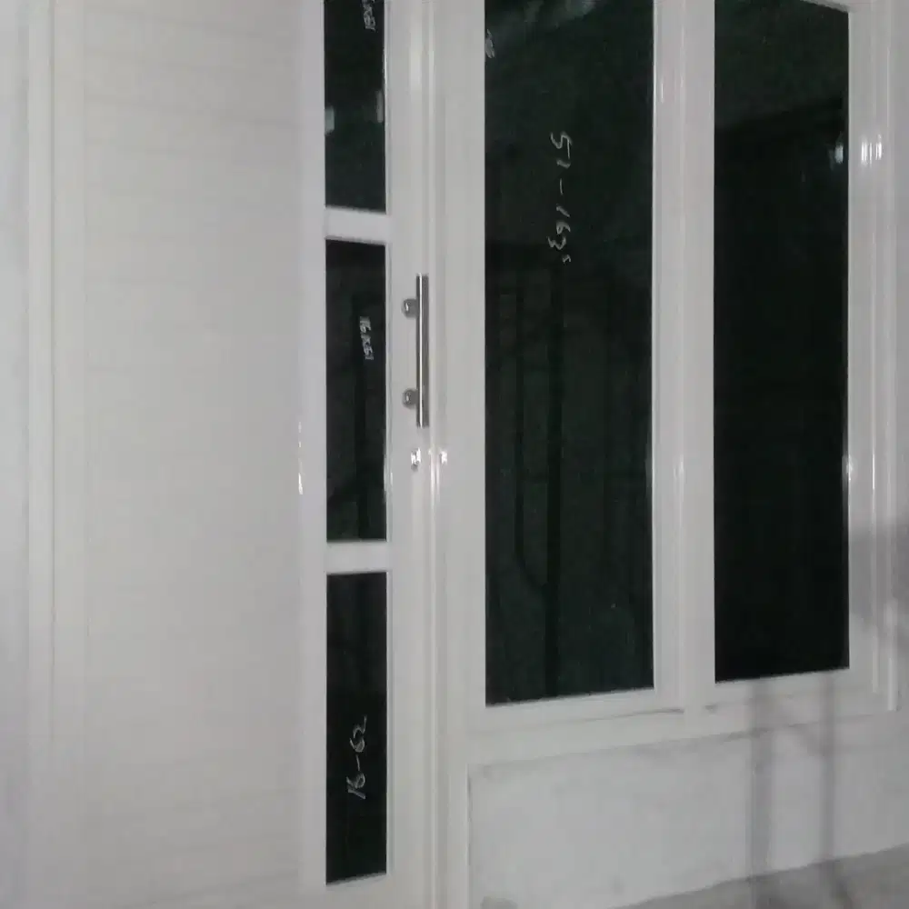 Pintu kasa nyamuk aluminium