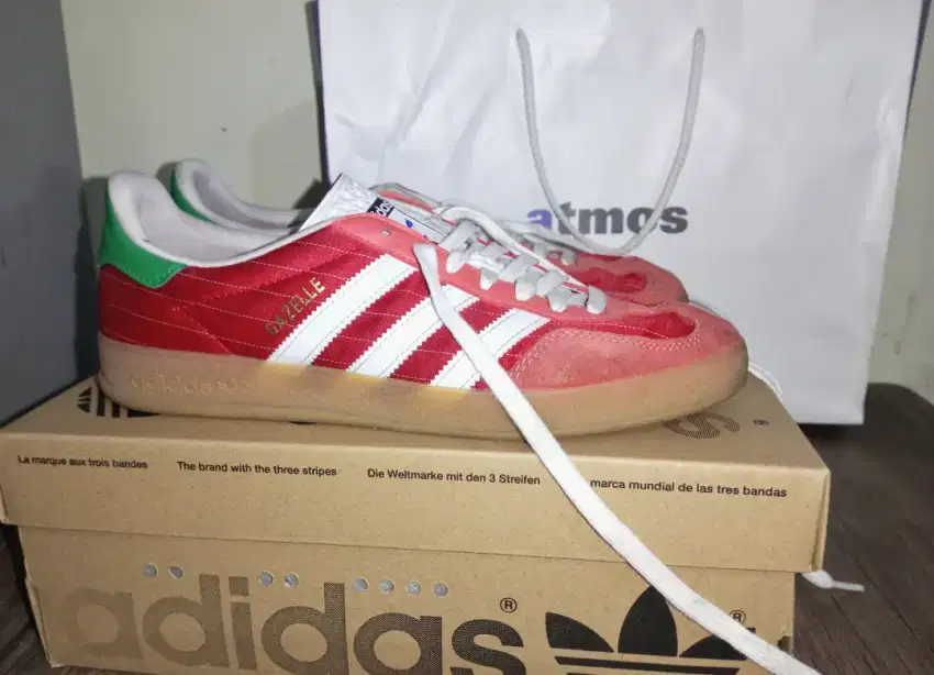 Sepatu Adidas Gazelle indoor size 42 2/3 lengkap no minus