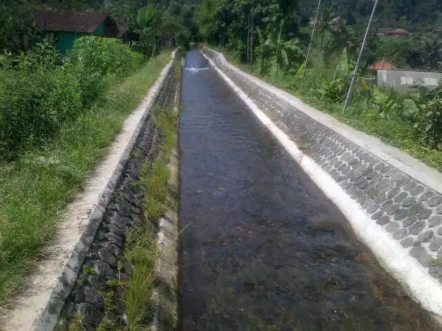 Tanah Bagus Pinggir Jalan Di Desa Tenjolaya