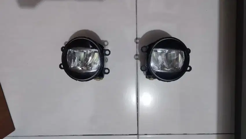 Foglamp LED toyota koito sepasang