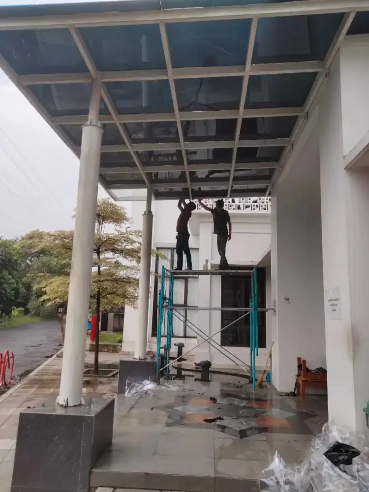 Sticker kaca es sunblast dan kaca film canopy rumah