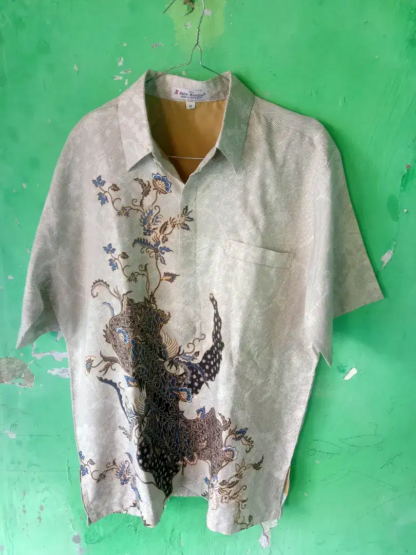 SATU SET BAJU BATIK BEKAS