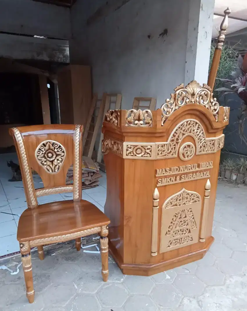 Mimbar masjid jati