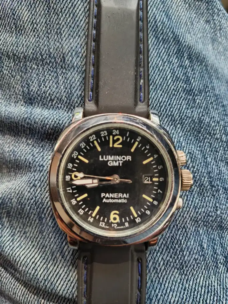 Jam tangan mod automatic