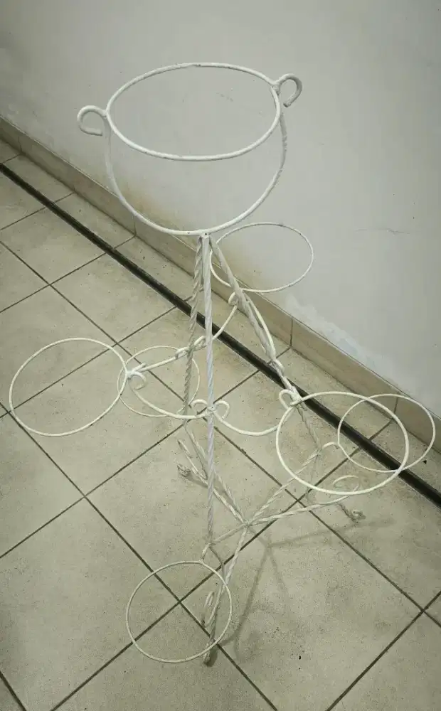 Jual Murah Rak Besi Pot Isi 7 Pot Bunga