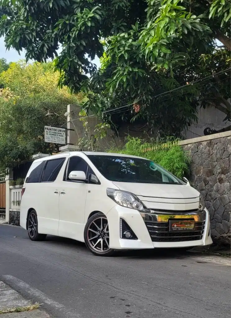 NEW ALPHARD  GS SPORT LIMITED
Tahun :  2013, km 50 ribuanplat AA