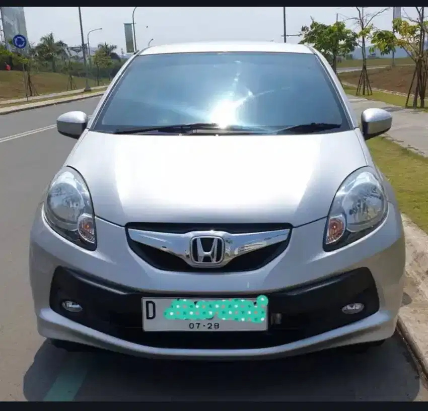 Honda Brio CBU 1.3 E AT mulus Bandung khusus pemakai