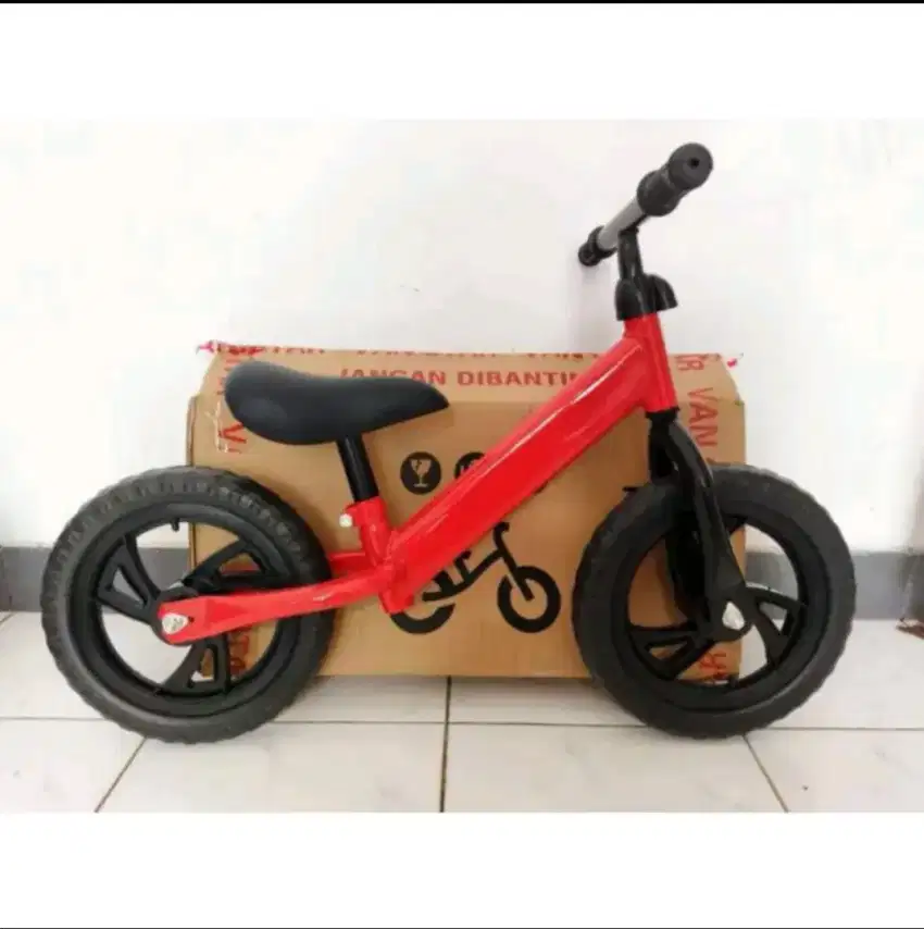 Push bike sepeda keseimbangan anak