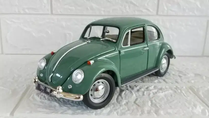 Diecast/Miniatur Greenlight VW Beetle Kodok Vintage Green skala 1:18