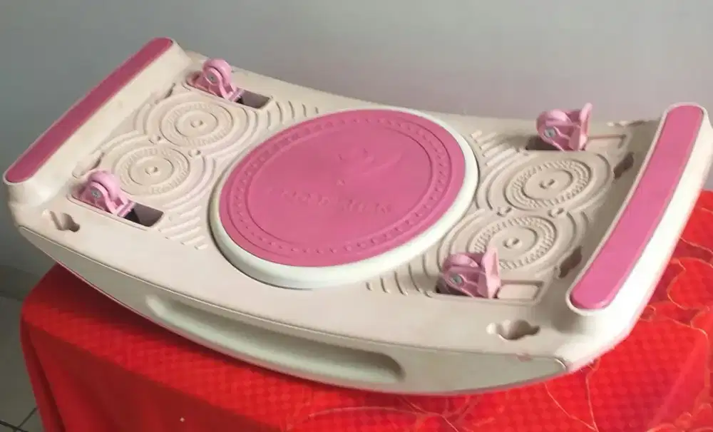 Moon Surfing senam di tempat bikin body jadi bagus