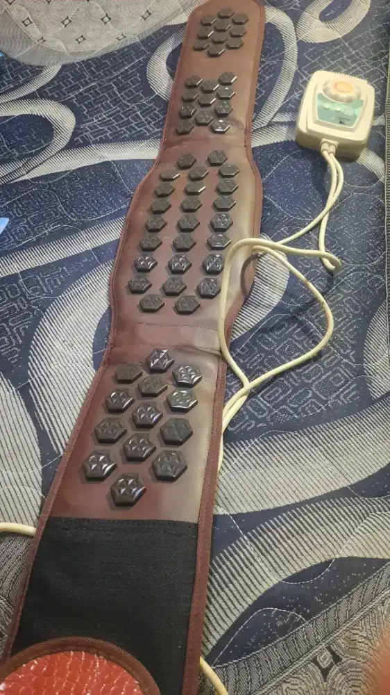 Alat terapi kesehatan batu gwisamunsok, Dr Belt