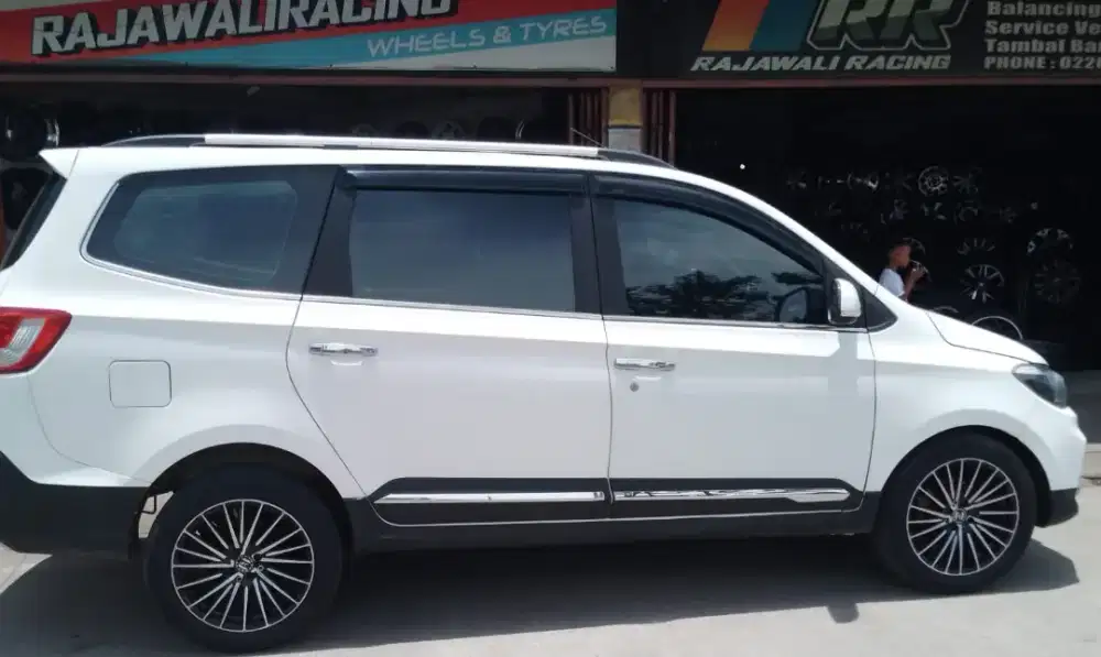 Wulung Confero S c. 1500