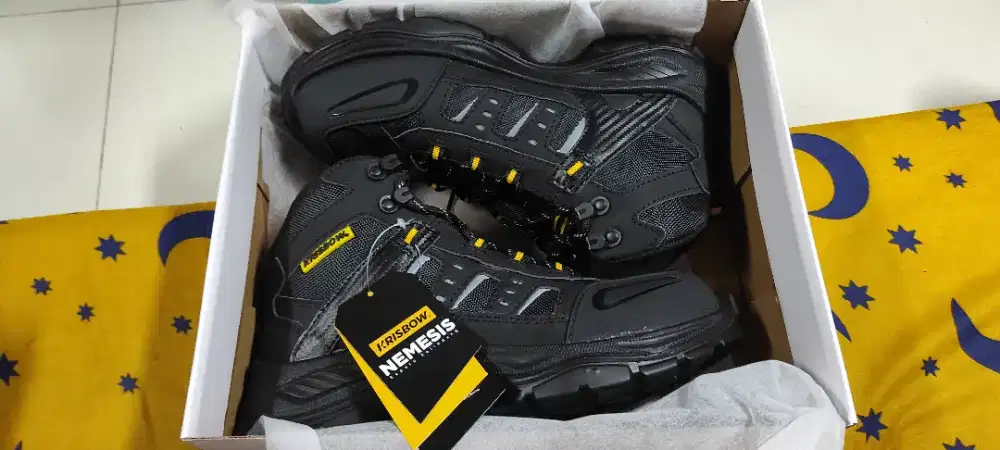 Sepatu safety krisbow NEMESIS Original