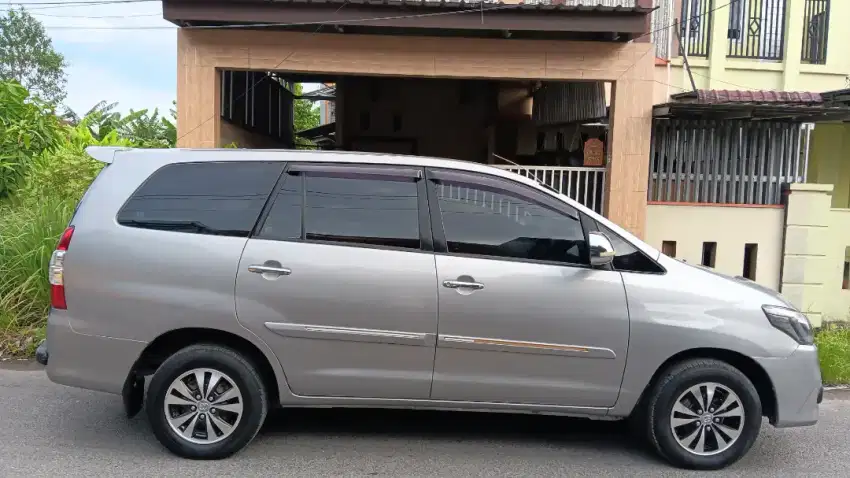 Dijual Innova G solar manual 2015 siap pakai