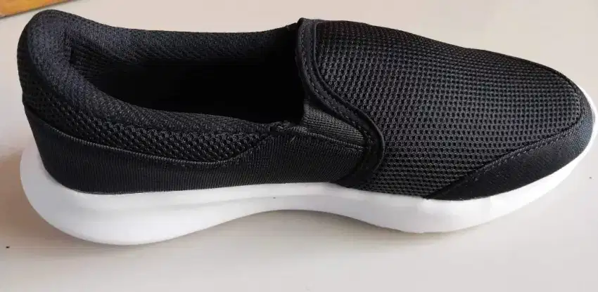 Sepatu Slip On Hitam sz 37