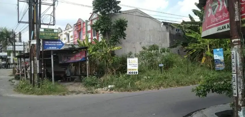 Tanah 1980 Gawanan Tepi jalan adi sumarmo Colomadu dk hotel alana solo