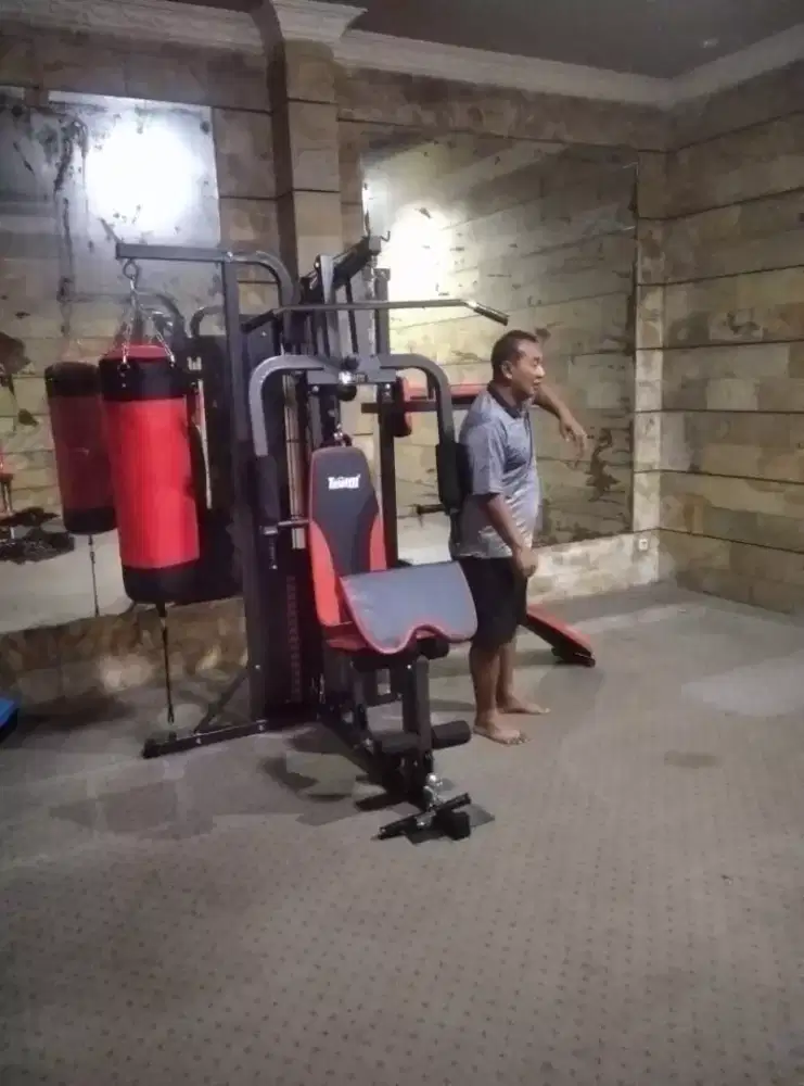 Alat fitnes home gym 3 sisi samsak tinju