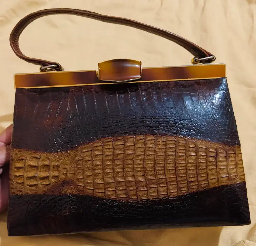 Tas Vintage jual cepat