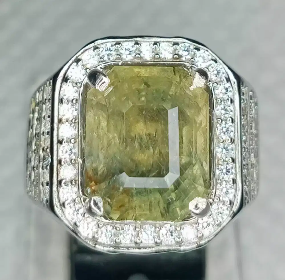 NATURAL COLOR CHANGE SAPPHIRE 9,83 CRT
