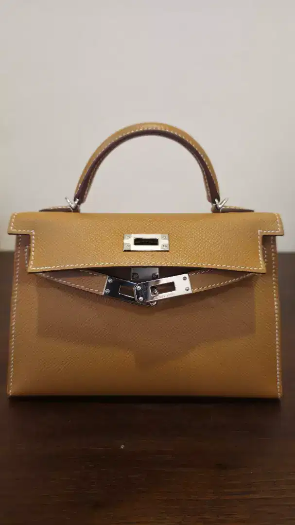 Hermes Kelly mini Gold Epsom Leather PHW Stampt U Tahun 2022