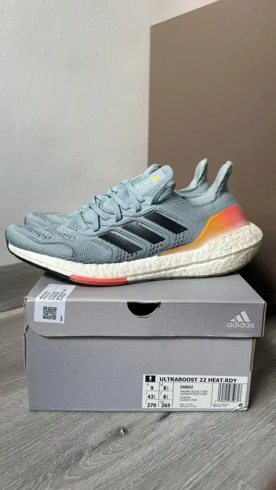 Adidas running ultra boost size 42,5
